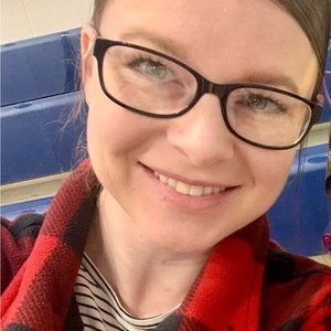 Meet your Posher, Candace